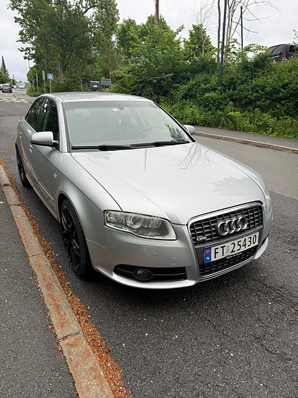 Audi A4 9 of 16