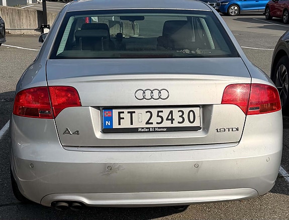 Audi A4 8 of 16