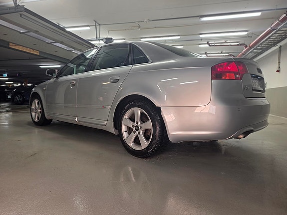 Audi A4 13 of 16