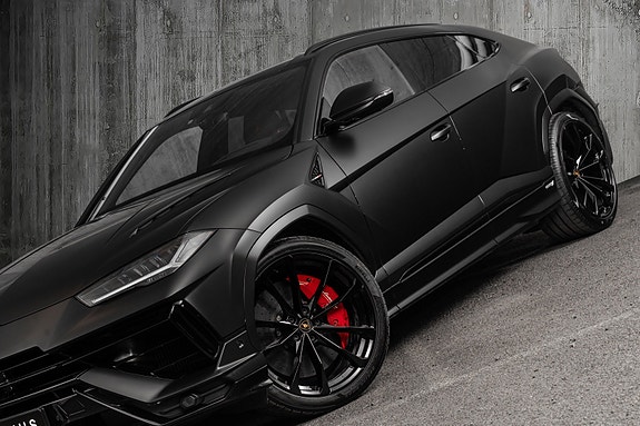 Lamborghini Urus 18 of 30
