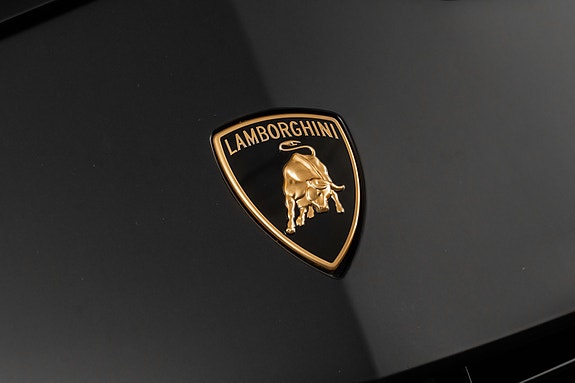 Lamborghini Urus 16 of 30