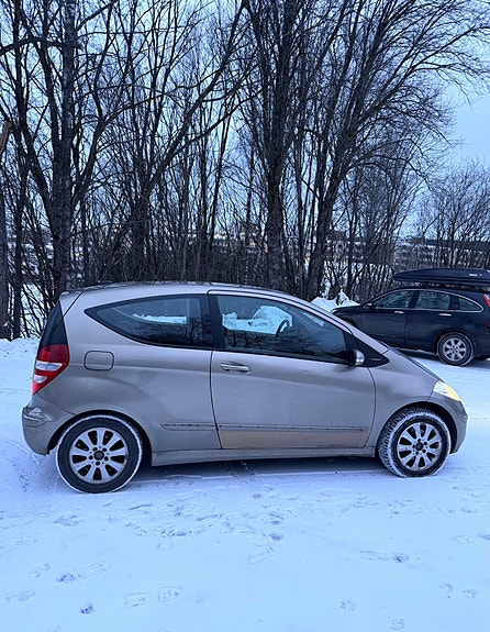 Mercedes-Benz A150 5 of 12