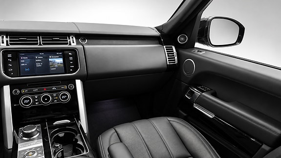 Land Rover Range Rover 27 of 30