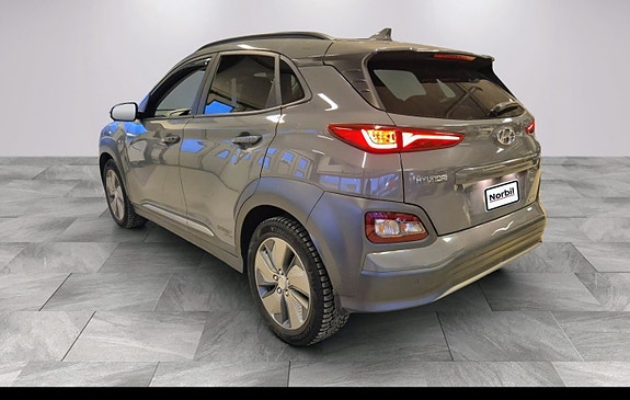 Hyundai Kona 3 of 9