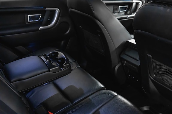 Land Rover Discovery Sport 21 of 30