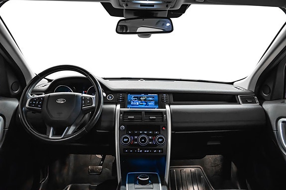 Land Rover Discovery Sport 4 of 30
