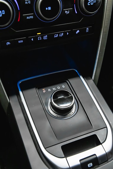 Land Rover Discovery Sport 25 of 30