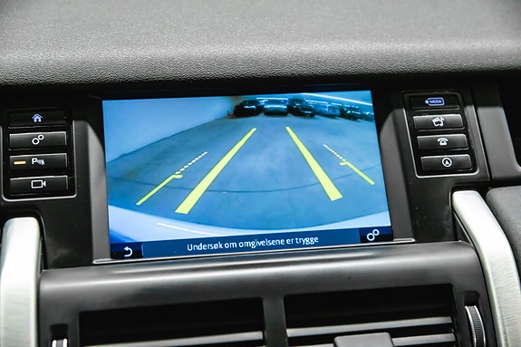 Land Rover Discovery Sport 27 of 30