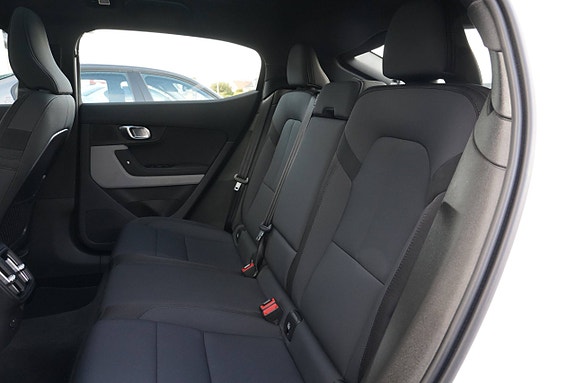 Polestar 2 17 of 18