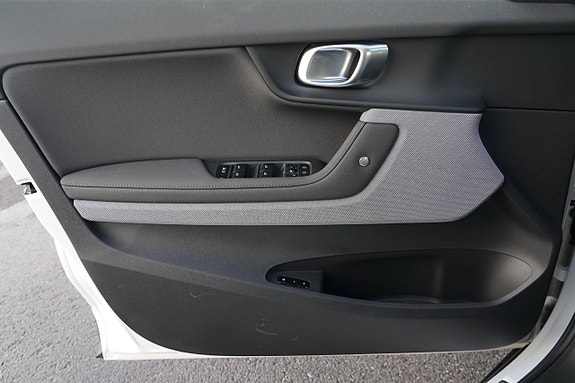 Polestar 2 16 of 18