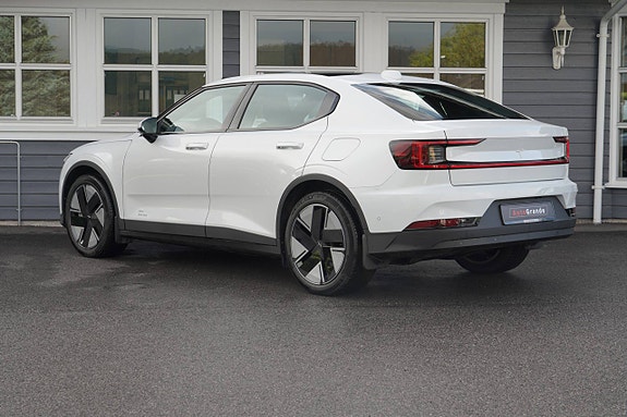 Polestar 2 5 of 18