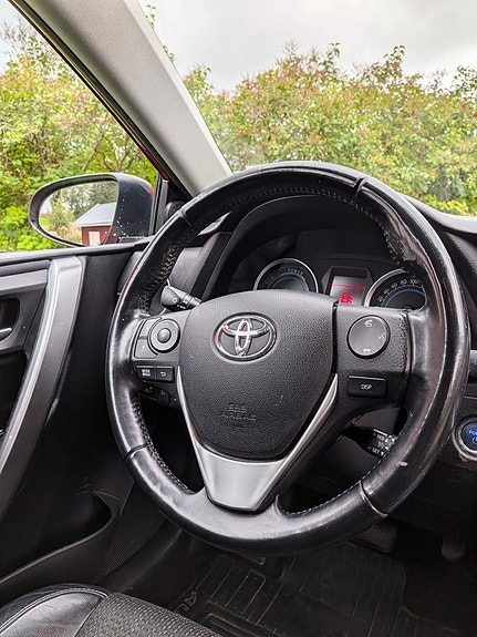 Toyota Auris 21 of 24