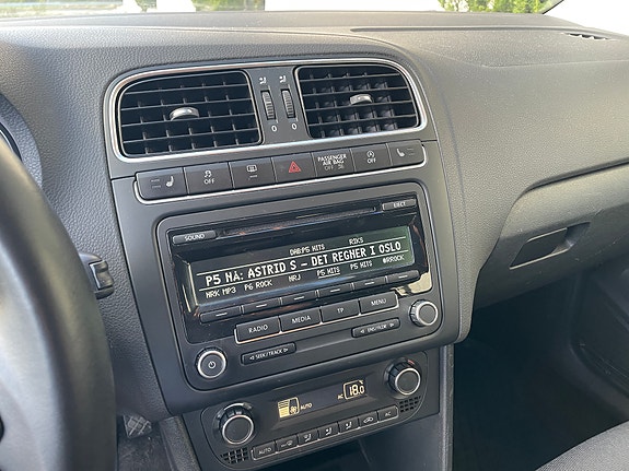 Volkswagen Polo 12 of 14
