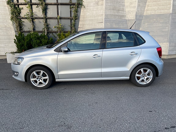 Volkswagen Polo 2 of 14