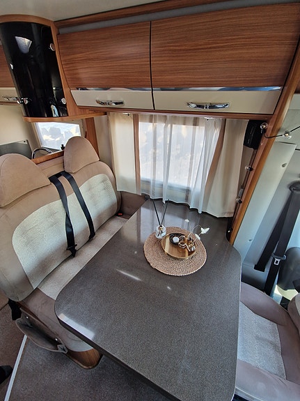 Fiat Adria Adriatik Coral S 670 SLT 18 of 27