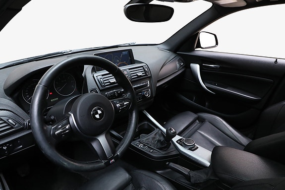 BMW 118d 6 of 18
