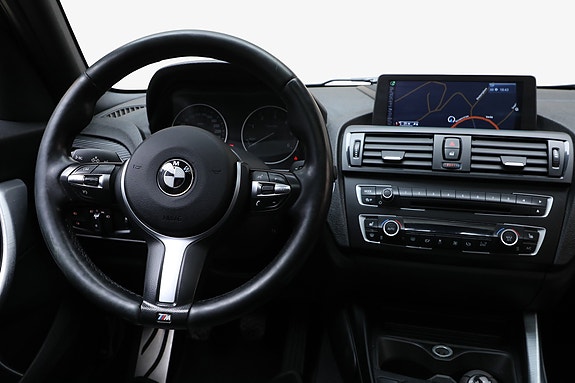 BMW 118d 7 of 18