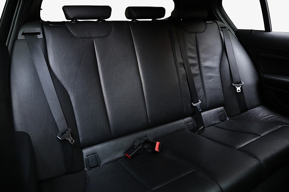 BMW 118d 13 of 18