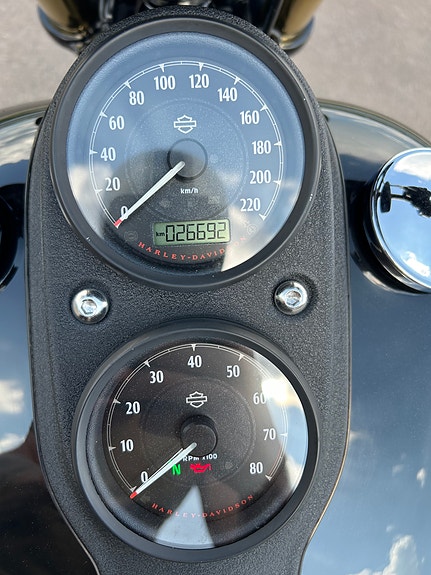 Harley-Davidson Dyna Low Rider S – lav km stand og 190k påkostet 11 of 13
