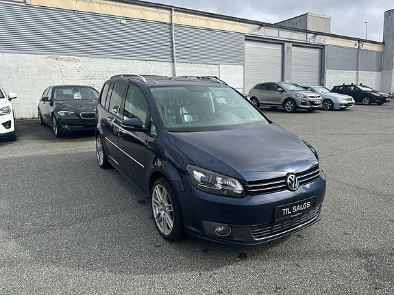 Volkswagen Touran 3 of 14