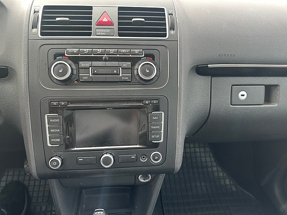 Volkswagen Touran 13 of 14