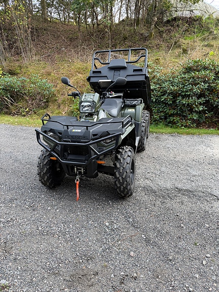 Polaris Sportsman 570 2 of 9