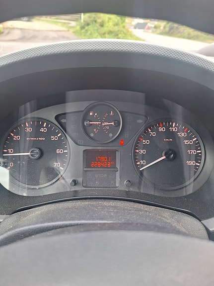 Citroen Berlingo 9 of 16