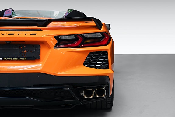 Chevrolet Corvette 8 of 30