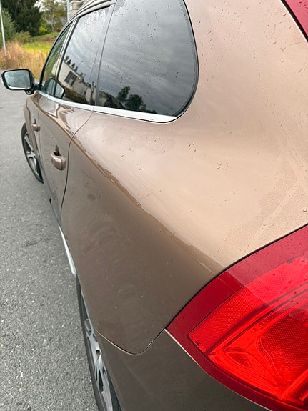 Volvo XC60 4 of 7