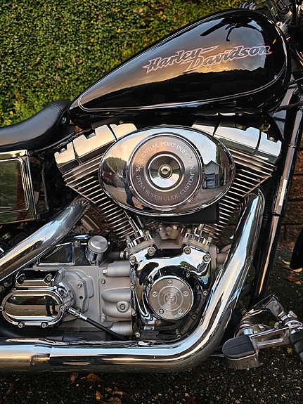 Harley-Davidson FXDC Dyna Superglide custom 6 of 14