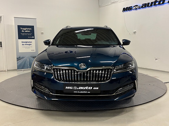 Skoda Superb 7 of 30
