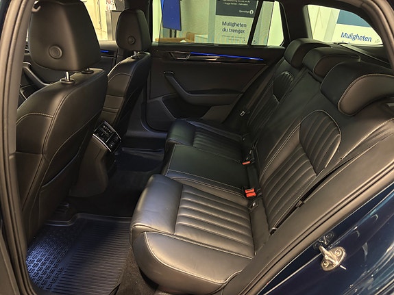 Skoda Superb 29 of 30