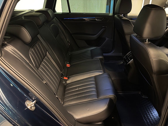 Skoda Superb 28 of 30