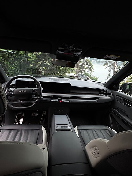 Kia EV9 11 of 21