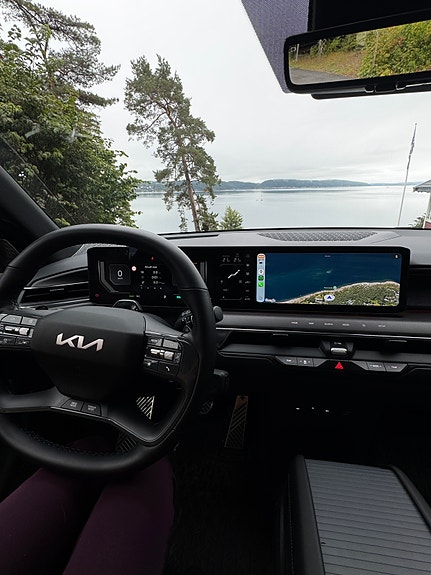 Kia EV9 12 of 21