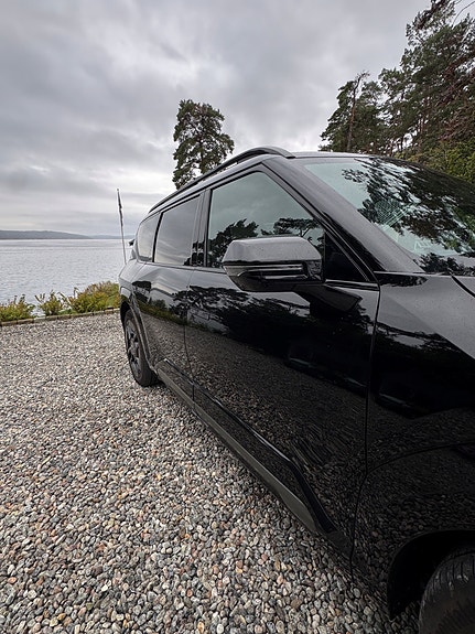Kia EV9 5 of 21