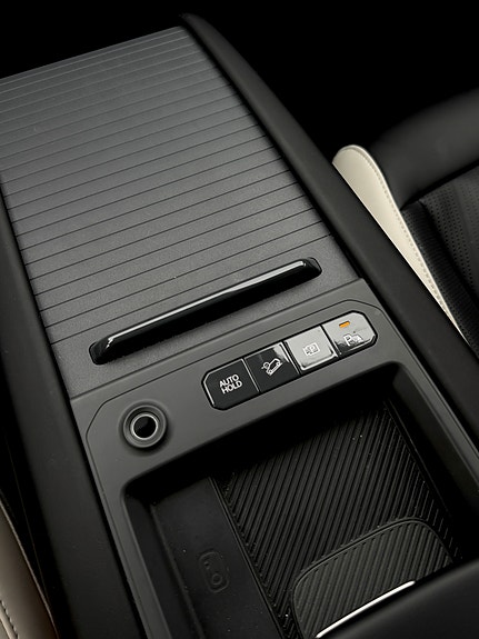 Kia EV9 13 of 21