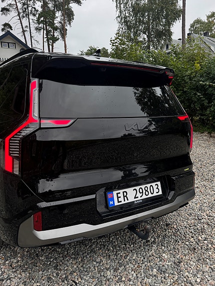 Kia EV9 7 of 21