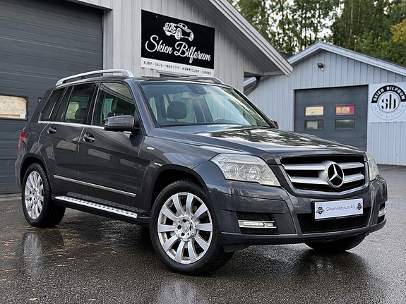 Mercedes-Benz GLK220 3 of 8