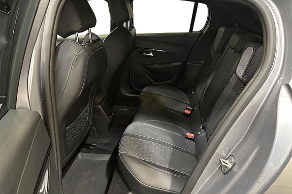 Peugeot e-208 23 of 23