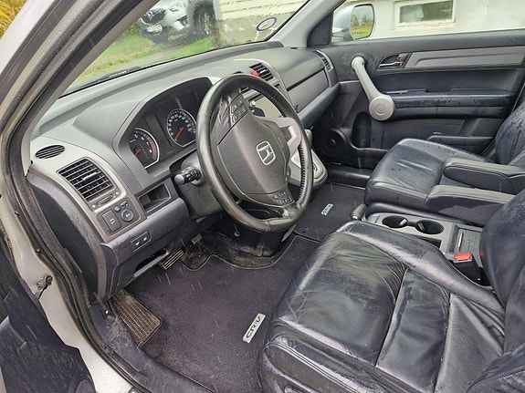 Honda CR-V 7 of 24