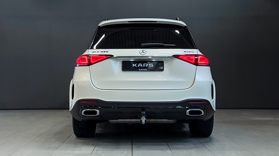 Mercedes-Benz GLE450 4 of 30