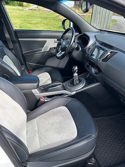 Kia Sportage 22 of 28