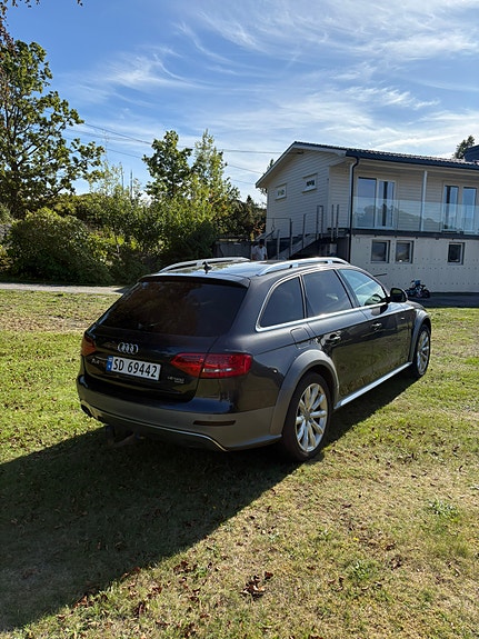 Audi A4 allroad 3 of 5