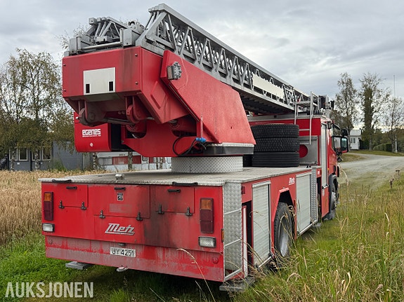 Scania P94DB4X2NB310 - brannbil 4 of 24