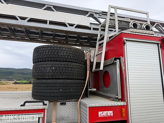 Scania P94DB4X2NB310 - brannbil 12 of 24
