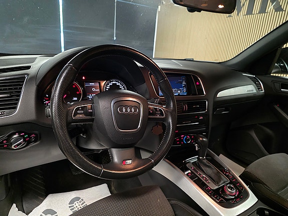 Audi Q5 17 of 30