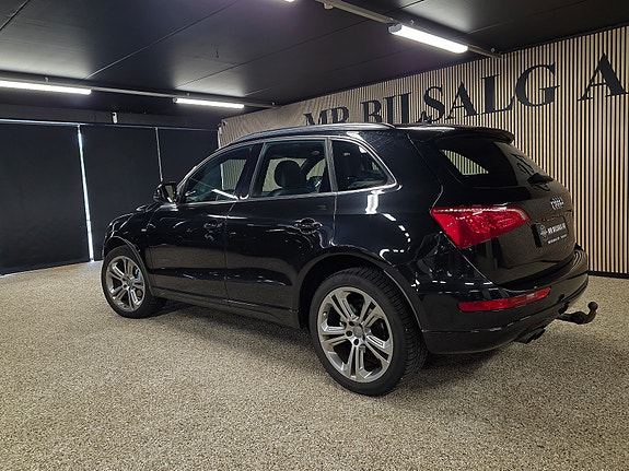 Audi Q5 7 of 30