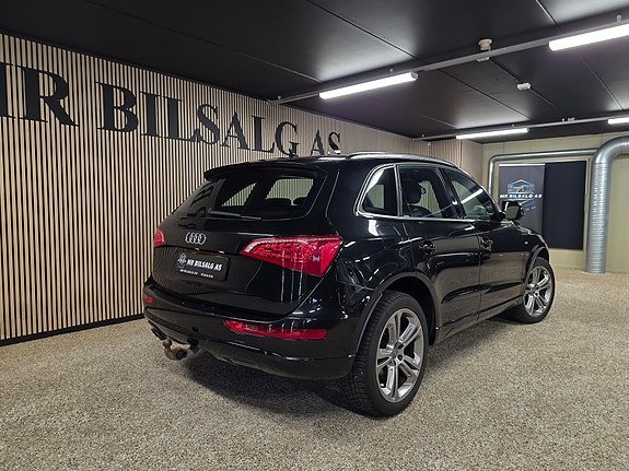 Audi Q5 12 of 30