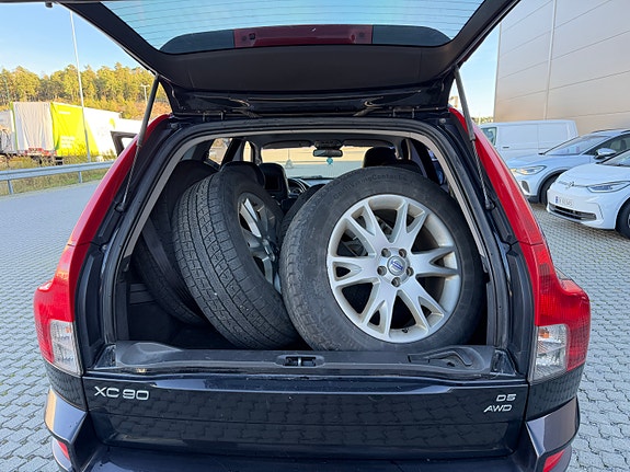 Volvo XC90 19 of 30